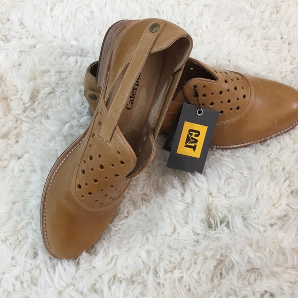 Caterpillar Shoes - BNWOB Women’s CAT Oxford eyelet leather shoes